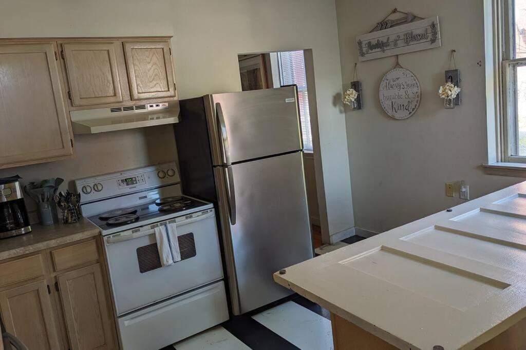 Escape On Hambright'S Alley! Walk 2 Everything! Cyclists Welcome! 1St Fl Unit A Cumberland Esterno foto